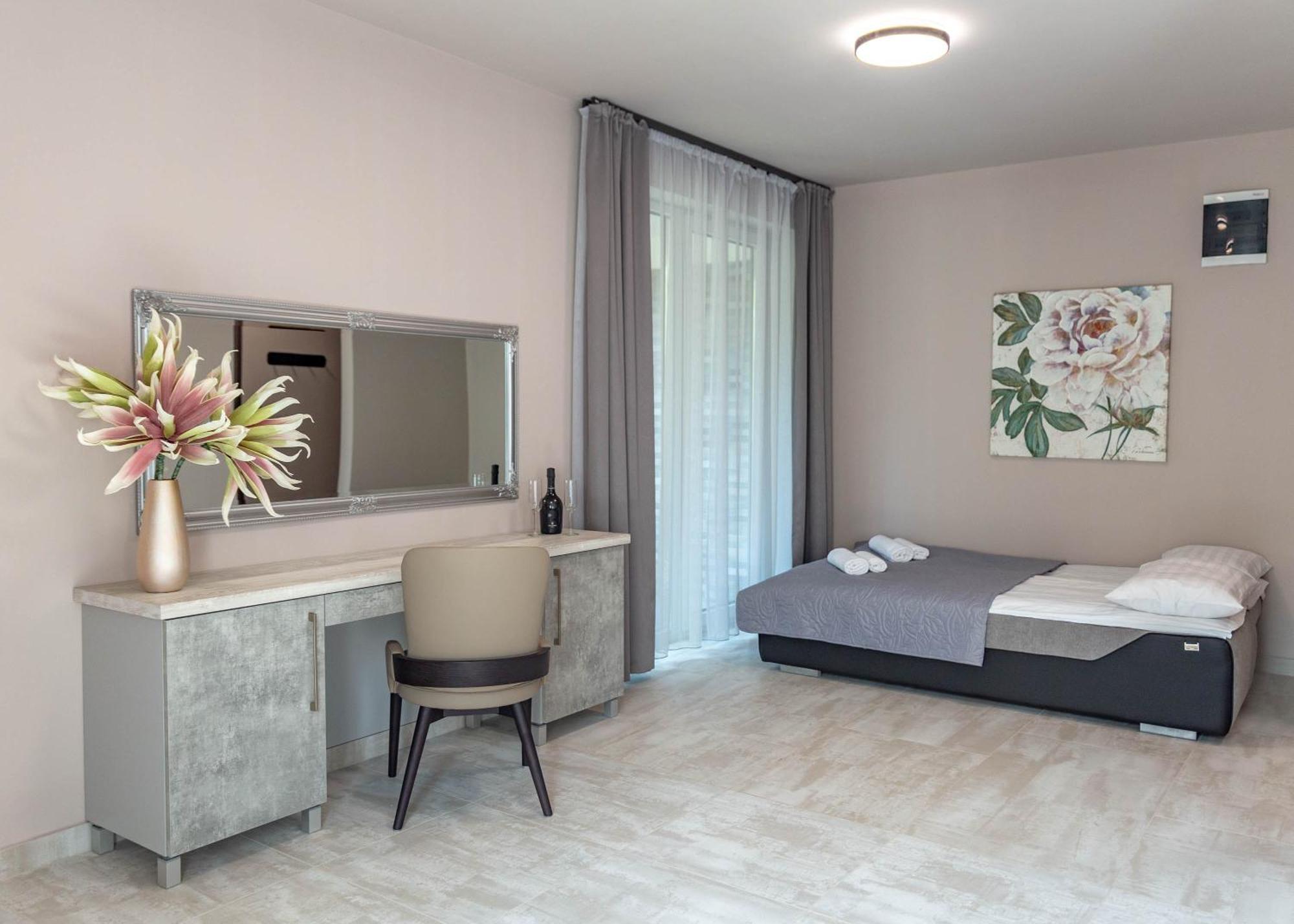 Maya Panzio-Rezidencia Szeged Exterior foto